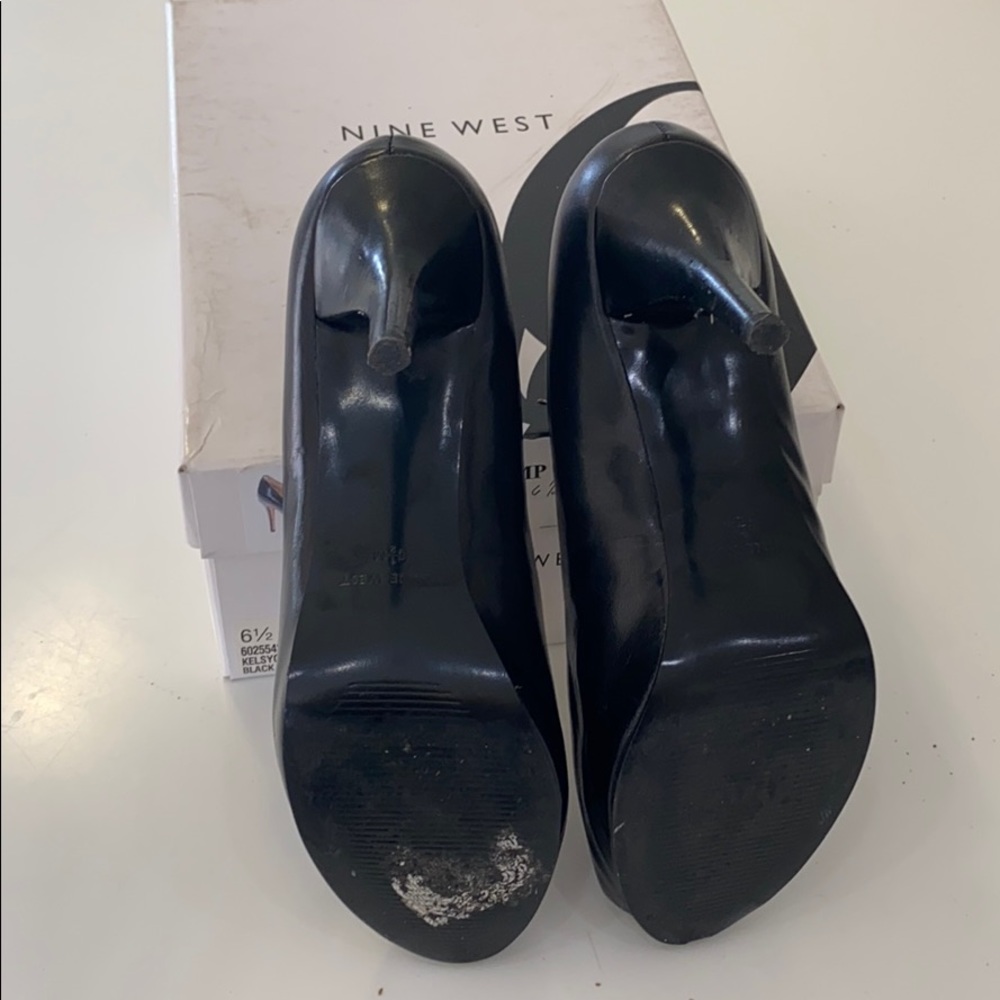 Peep-toe pump - Picture 4 of 4